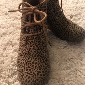 Toms “Kala” Leopard Booties